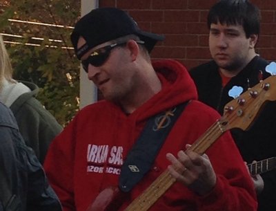 Chris Smith at No Chains block fest