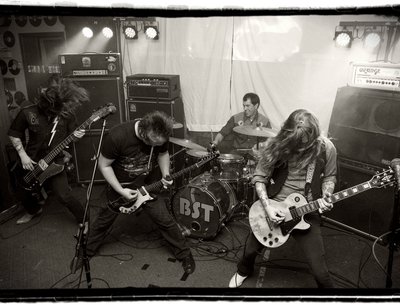 Blue Snaggletooth - Joe Kupiec, Chris Taylor, Mike Popovich, & Casey O'Ryan. Photo (c) photo punk