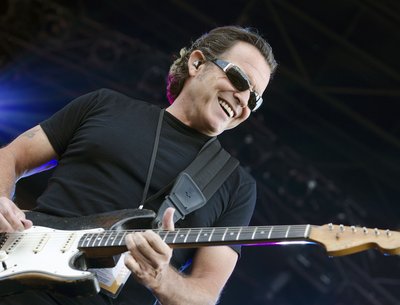 Tommy Castro Live!