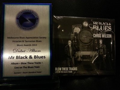 Mr Black & Blues photo