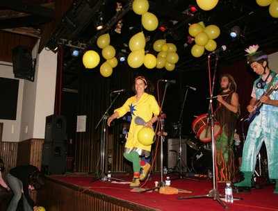 OS PONKIES @ Teatro da Comuna (Lisboa)