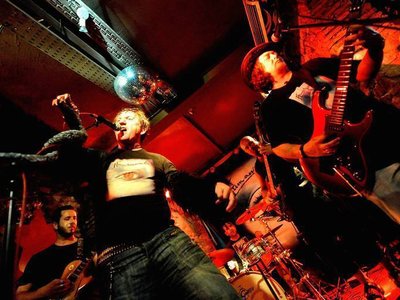 Rocking the home crowd at "La Farandula" (Algeciras) 2013