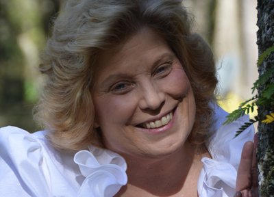 Gail Carson photo