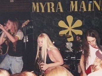 MYRA MAINS photo