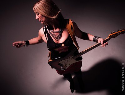 Gia Warner photo