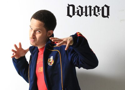 Dan-e-o - bio shot 2013 (4)