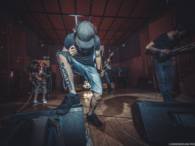 TEN TONN HAMMER photo