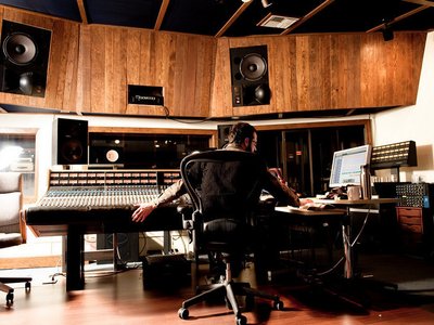 Matthew Emerson Brown (Producer/Engineer/Musician) photo