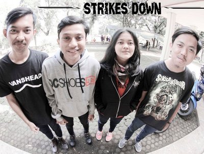 STRIKES DOWN photo