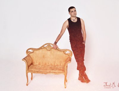 Eteddian photo
