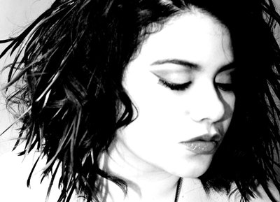 Ivy is a singer/songwriter based out of Vancouver
