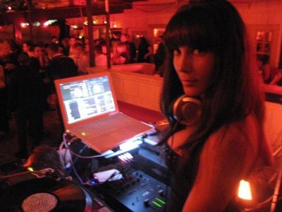 DJ Teemaree Les Deux, Hollywood