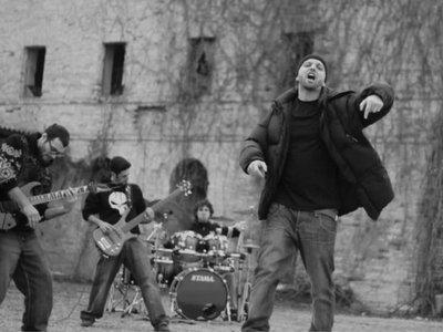 Dal videoclip "L'Illusionista"