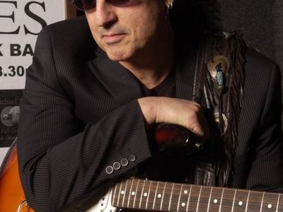 Michael Charles Publicity Picture 2010