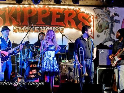 Live at Skippers Smokehouse