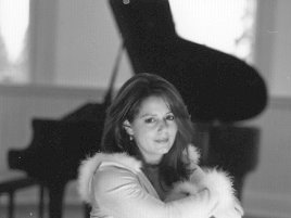 Laura Casale photo