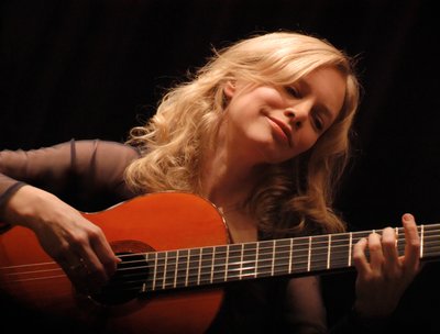 Muriel Anderson photo