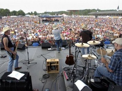 Bronk Brothers perform in front of 65,000 at the B-93 Birthday Bash