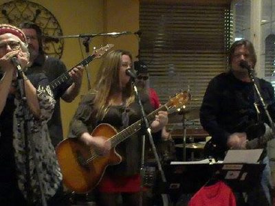 Trekkie Jones with friend Joyce Ettingoff on harmonica, Potomac Grill, feb 2014