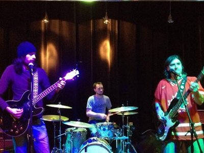 The Black Flies - Live at Taps on Queen - Niagara FAlls