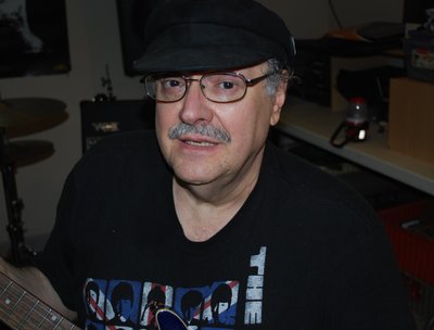 Hiram Cuevas (Space Monkey) / Vocals - Guitar