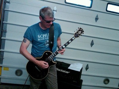 I love this guitar