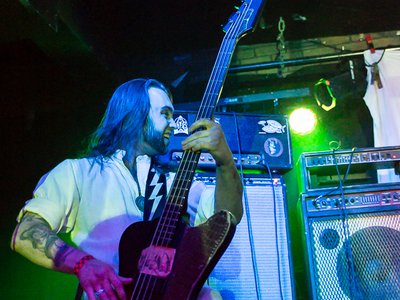 Blue Snaggletooth at the Blind Pig / Joe Kupiec. photo by Chuck Marshall