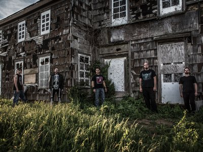 c 2014 Hellion Photography