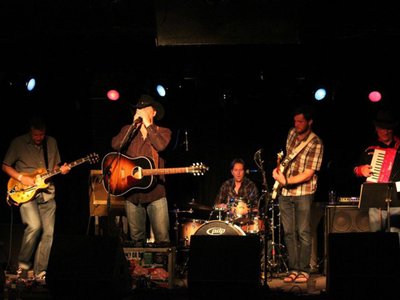 Hodi's Half Note; May 2014