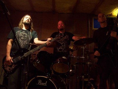 D-Low: Bass/Vox; TGJN: Drums; F6: Guitars