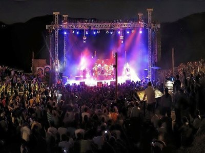 Red Hot Chilli Pipers, Cortegana, Spain, July 2011