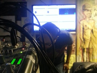 djing on que4.org @ multi kulti in chicago