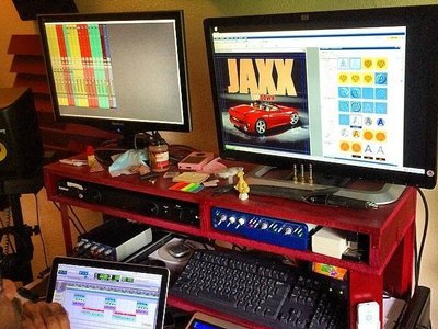 Jaxx photo