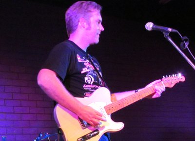 Steve Bird  Guitar/backing vocals