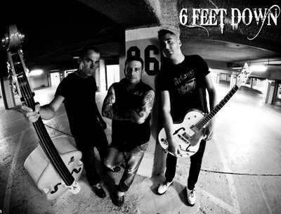 6 FEET DOWN photo