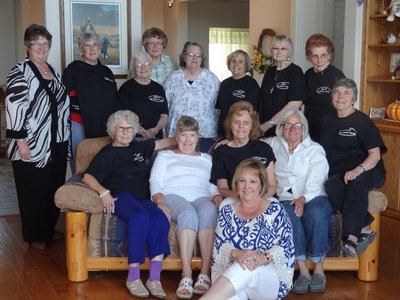 Ladies in Tulelake, CA Tour