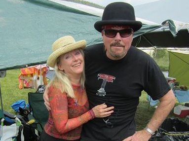 clowning around backstage at Alma Fest 2014