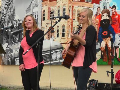 Waukesha Friday Night Live