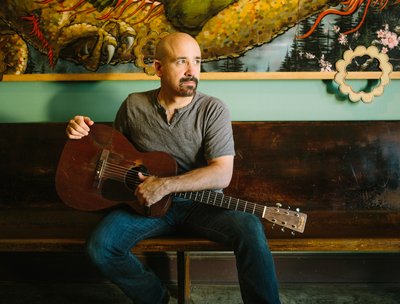 Tony Furtado photo