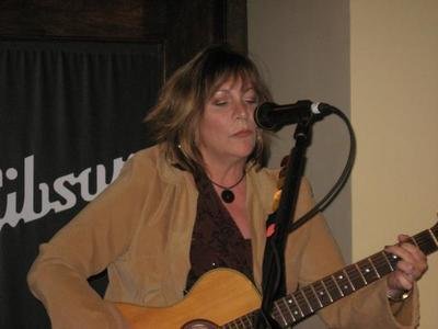 Jill Towers - Singer/Songwriter/Performer photo