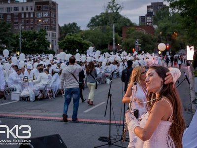 Projet AEolia / Dîner en Blanc de montréal 2014 / Crédit photo: Creating with lights