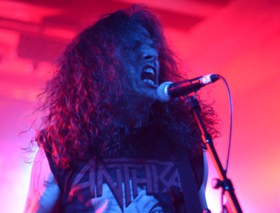 Jonas Schmid (guitar + vocals)