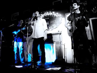 The One Tailed Three at Kerry Irish Pub in New Orleans, August 2014 (L to R):  Willy Hudson, Mark Ap