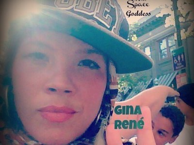 GIna RenÃ© aka The Urban Space Goddess chillin w/some young Hip hoppa's