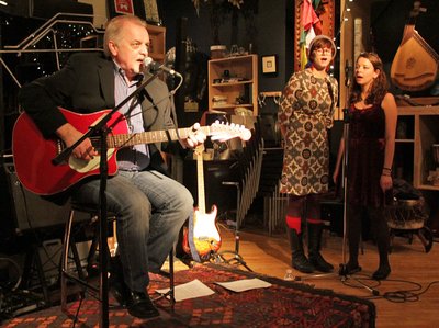 with daughters Esme and Simone at Musideum December 2013