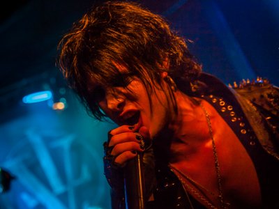 VLAD IN TEARS photo