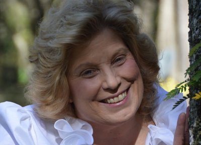 Gail Carson photo