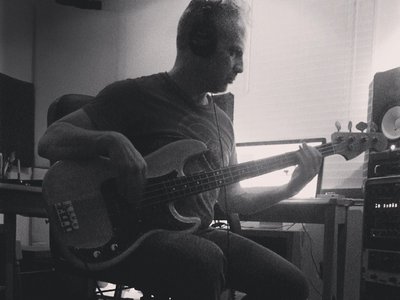 FJ Ventre, Bassist photo