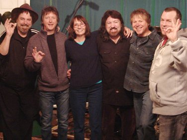 Blue Miller @ Susan's left, with Nashville session players