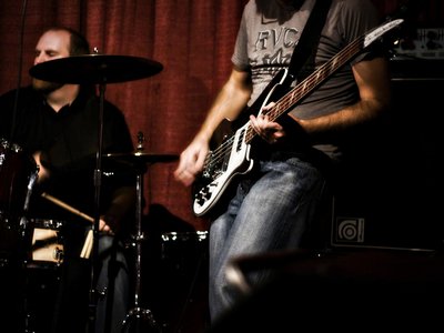 Live - 10/20/09 at The Ruby Room (Photo by Melodee Gentry Bosna)